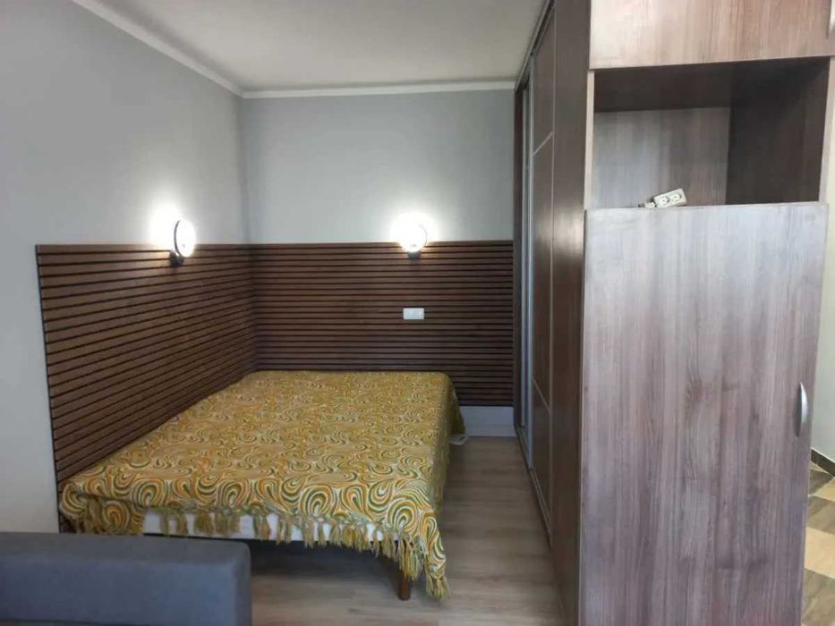 Дава се под наем Двустаен апартамент в София, Център - 55 кв.м за 408 € - Снимка #2