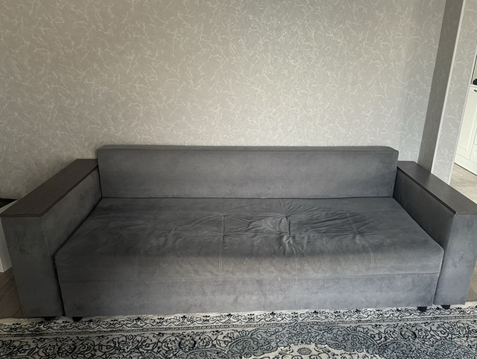 Б/У диван продам