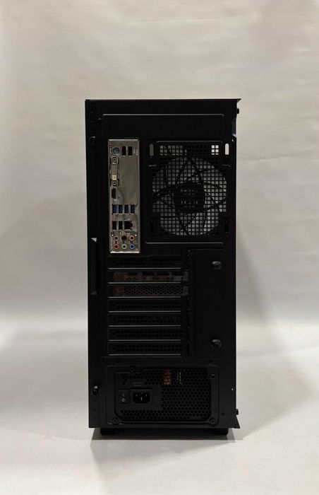 Геймърски компютър AMD Ryzen 7 5700X, RTX 3080 10GB, 16GB ram