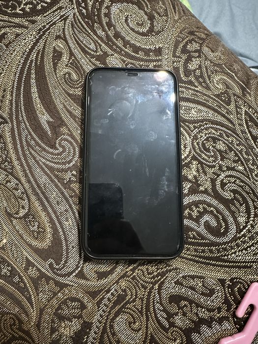 Продам iphone 11