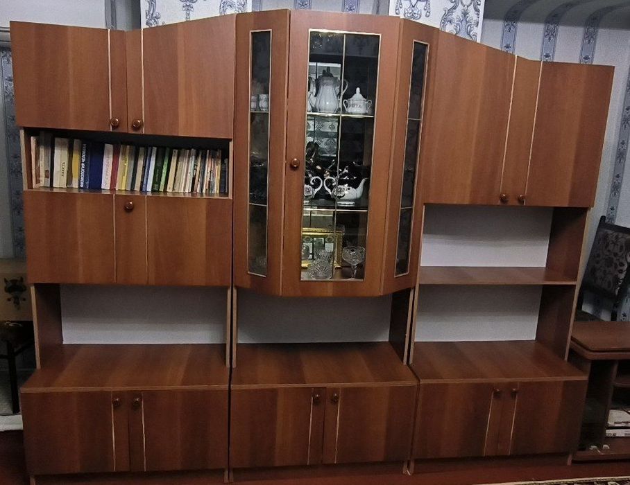 Продается стенка/ Стенка СОТИЛАДИ