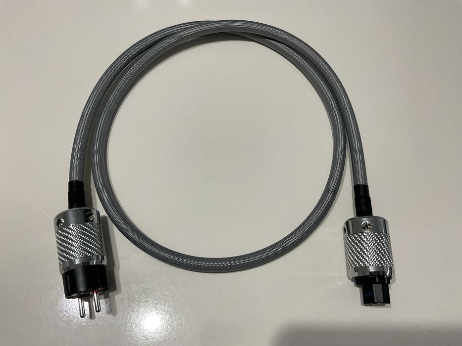 Power / speaker cable