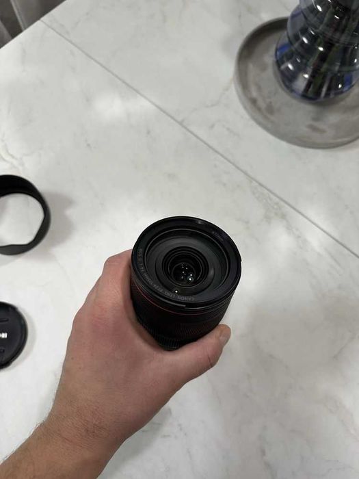Canon RF 24-105mm f/4L IS USM
