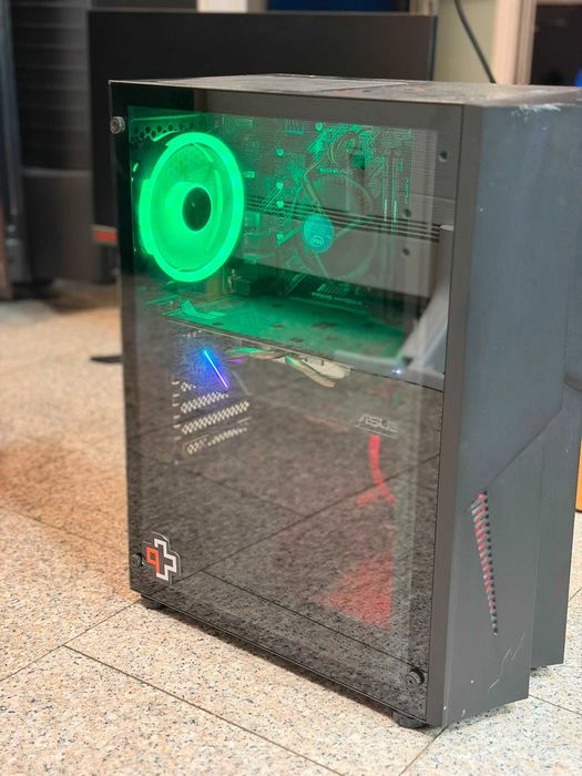 Hope Amanet P10/UNITATE GAMING + MONITOR Lenovo Legion 144Hz