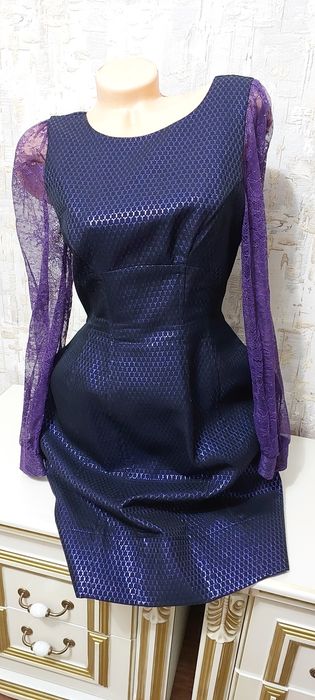 Продам почти новые платья