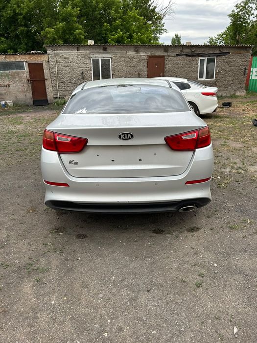 Продам Kia K5 после дтп
