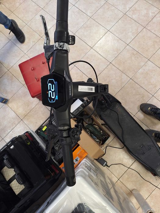 Тротинетка Segway ZT3 Pro