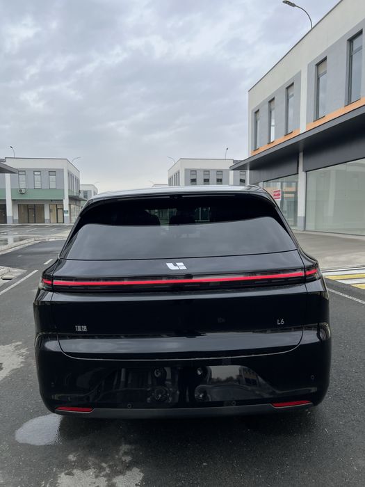 Lixaiang  6 pro restaling moshina yengi