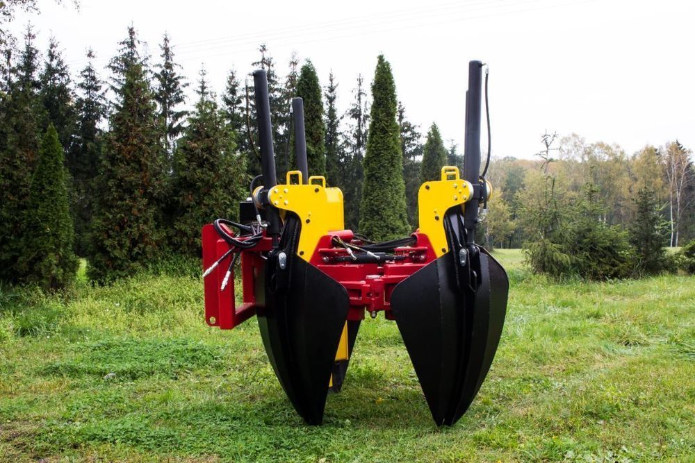Mașină de tranplantat copaci