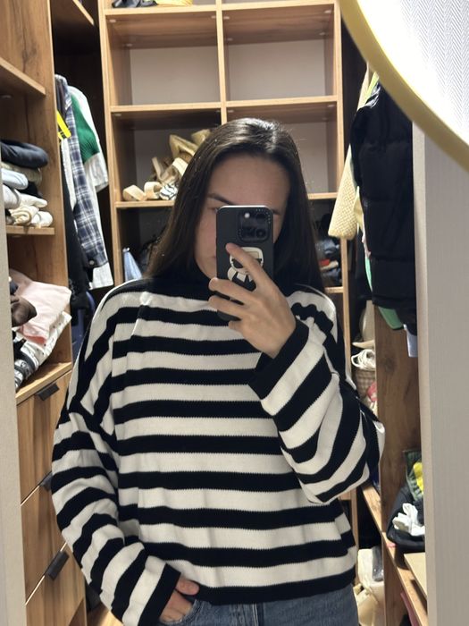 Женский свитер