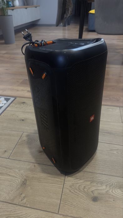 Колонка JBL Party Box 100