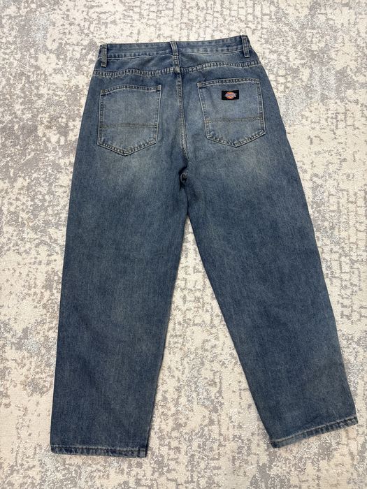 Джинсы Dickies.