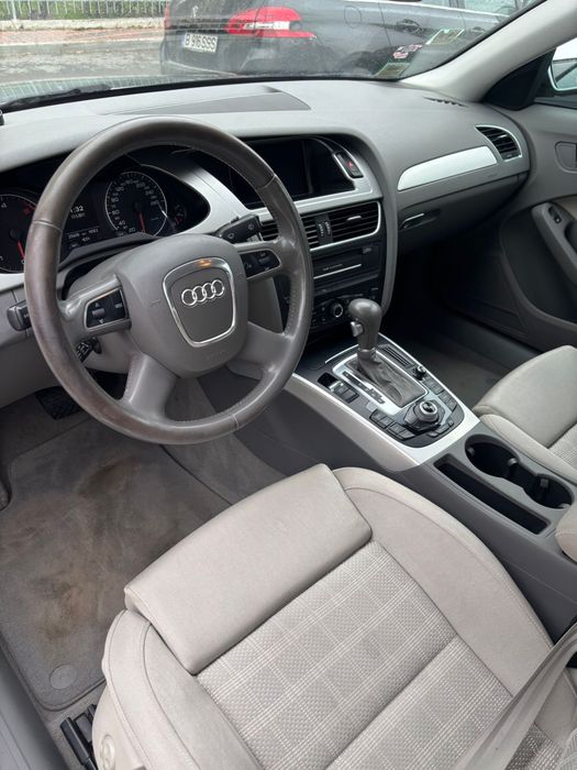 Audi A4 2010 Sedan