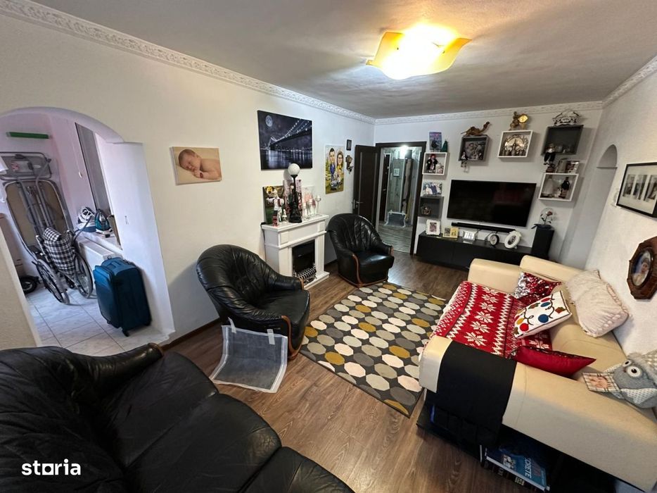 Apartament 4 camere | Calea Mosilor | 82 mp | Centrala proprie | Loc d