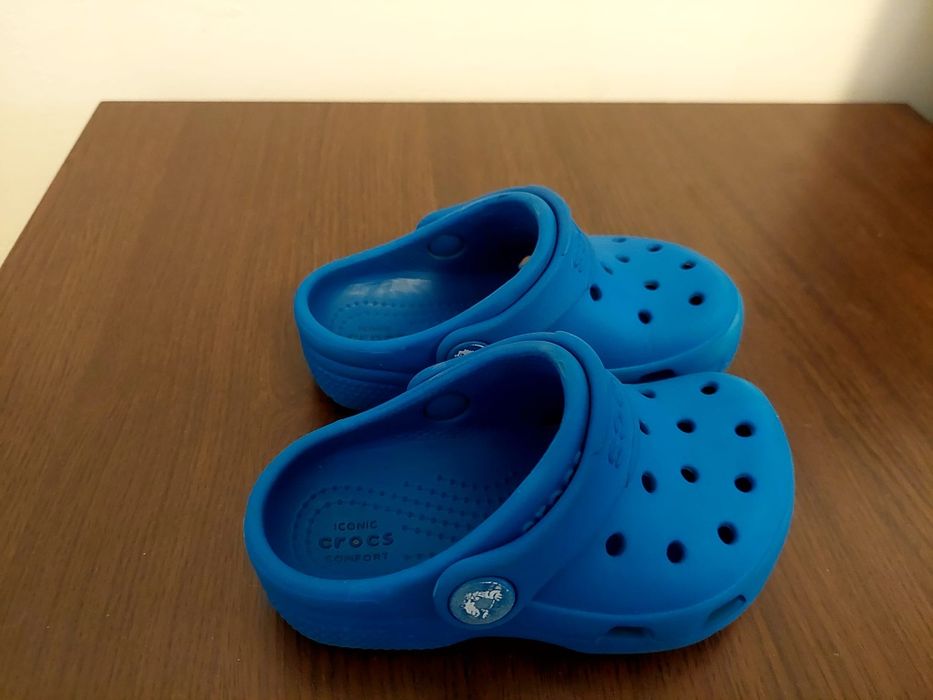 Vanzare Crocs c7