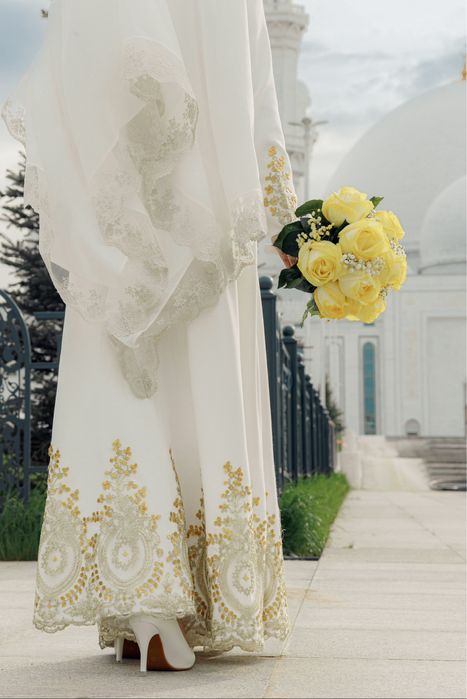 Продам платье белое для никаха