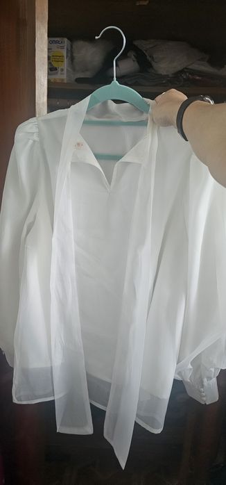 Вещи женские и подростковые