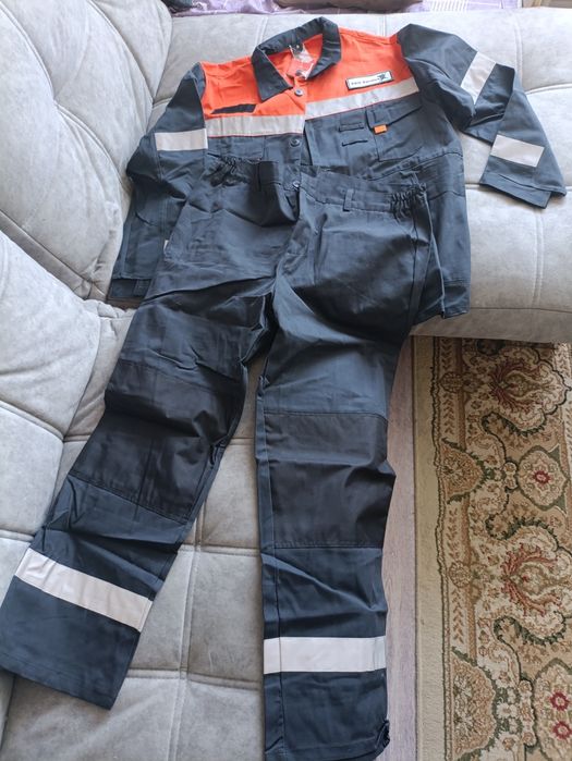 Продам спецодежду -робу