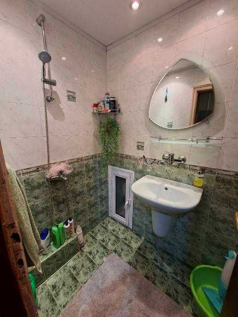 Продава се Четиристаен апартамент в Търговище, Център - 113 кв.м за 948 €/кв.м - Снимка #9