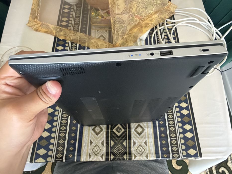 Acer ноутбук Intel Core i5, Iris Xe