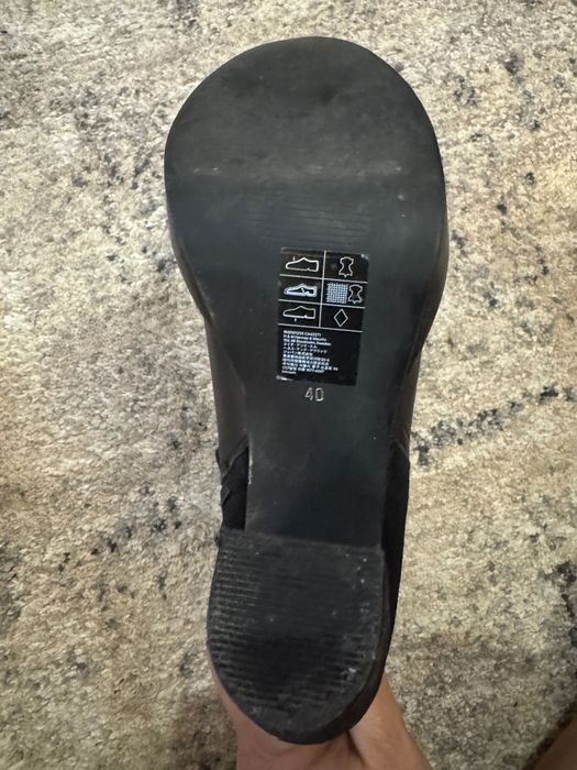 Елегантни боти H&M