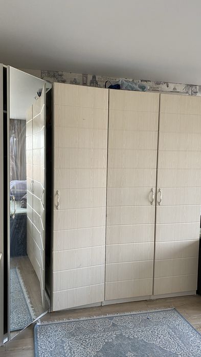 Продам спальный гарнитур 200.000