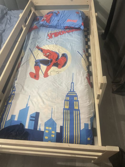 Продам детскую кровать