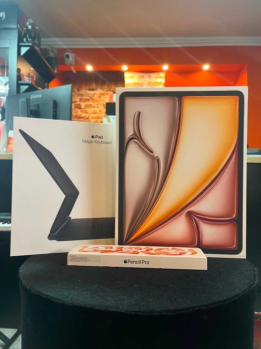 Tableta Apple iPad Air 13 (2024), Apple M2 9-Core, 256 Gb, Wi-Fi, Cu Apple Magic Keyboard Si Apple Pencil Pro | Garantie 12 Luni | UsedProducts.ro