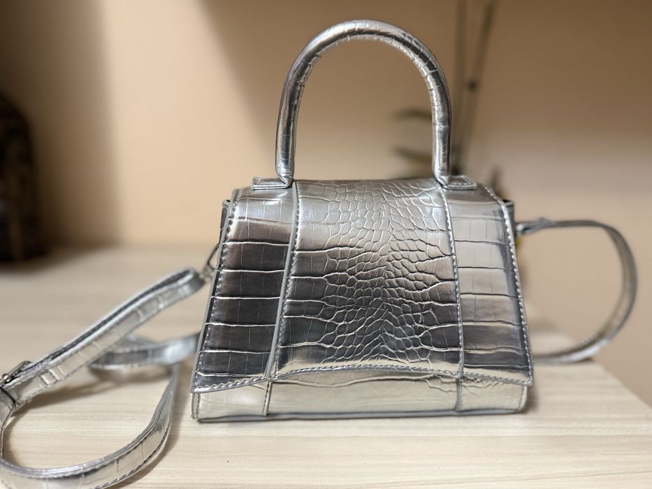 Стилни дамски чанти