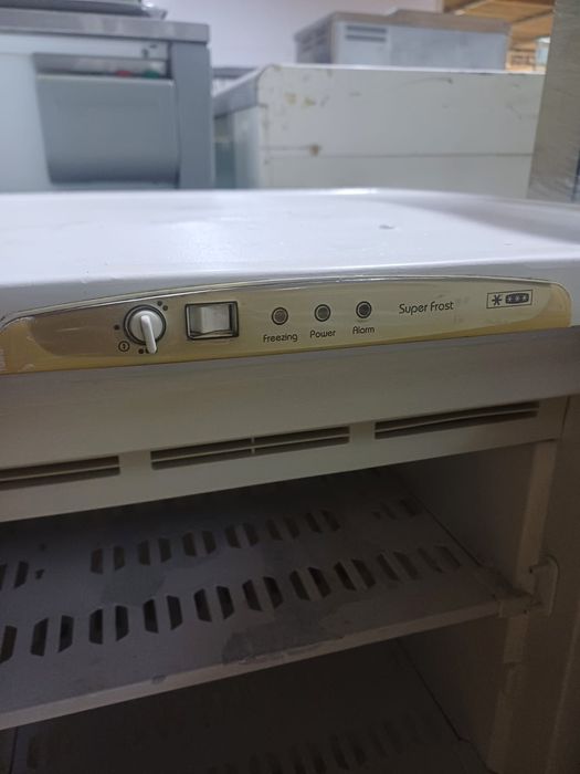 Морозильник,  Морозильник для бара,маленький морозильник