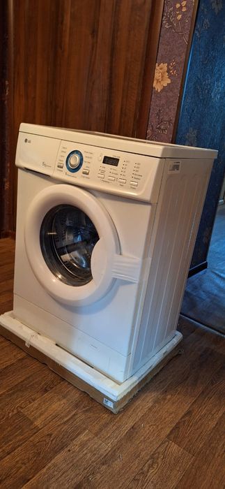 Стиральная машина LG