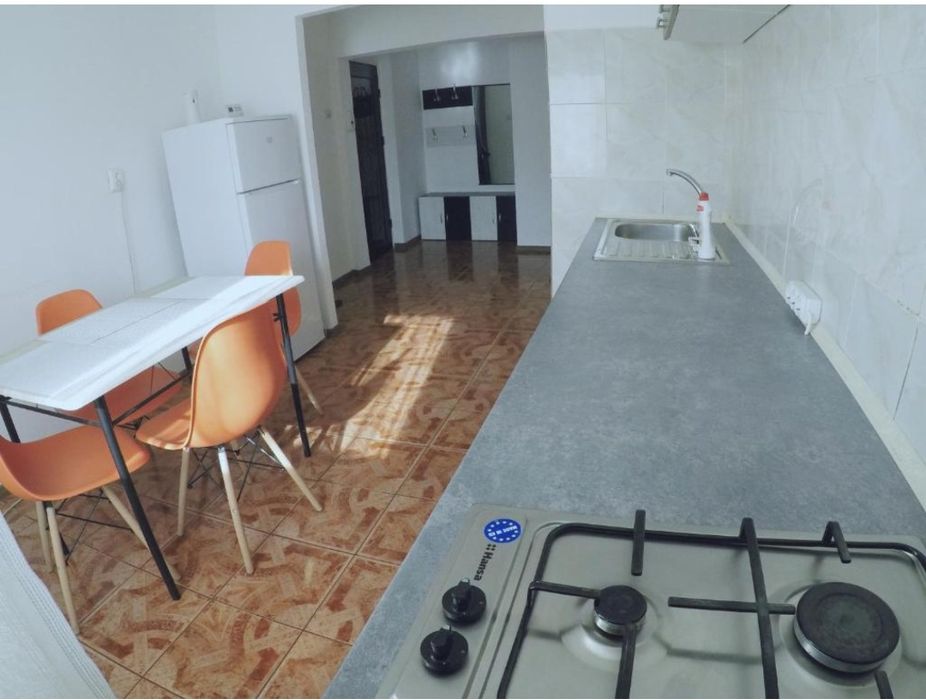 Închiriez apartament zona Spitalul Județean