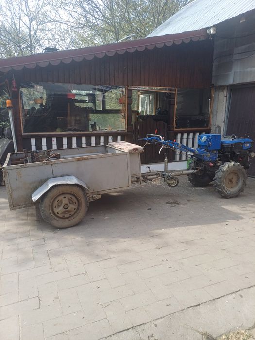 Vând motocultor 12 cai