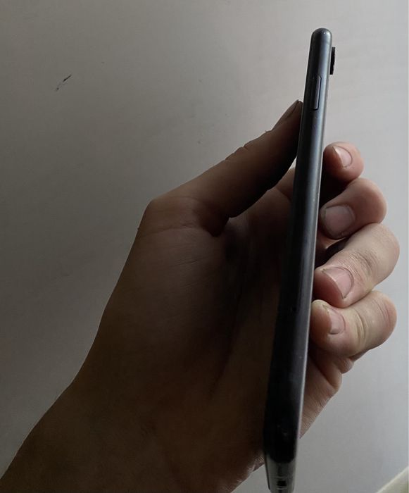 Apple iPhone XR.