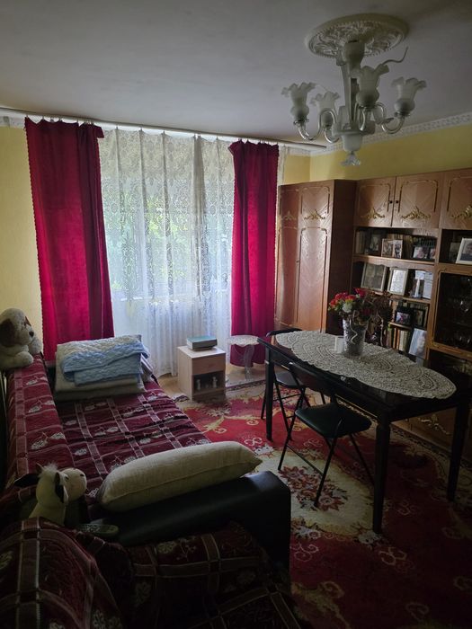 Apartament spațios cu 4 camere, decomandat – Etaj 1, strada Gheorghe Lazăr, Călărași