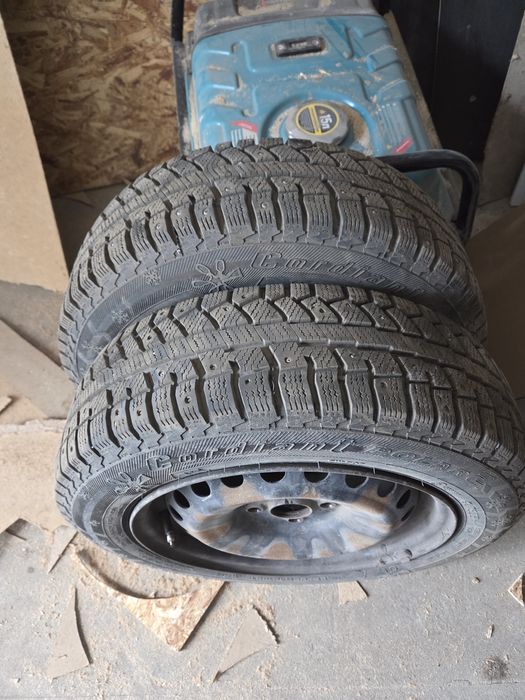 Продам резину на 15 с дисками киа рио