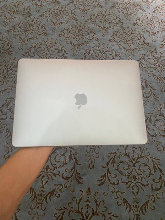 MacBook pro 13 inch
