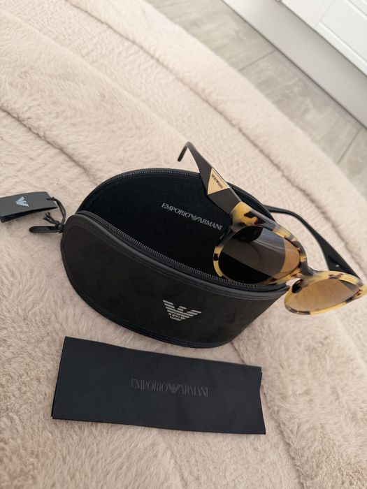 Оригинални нови очила Armani
