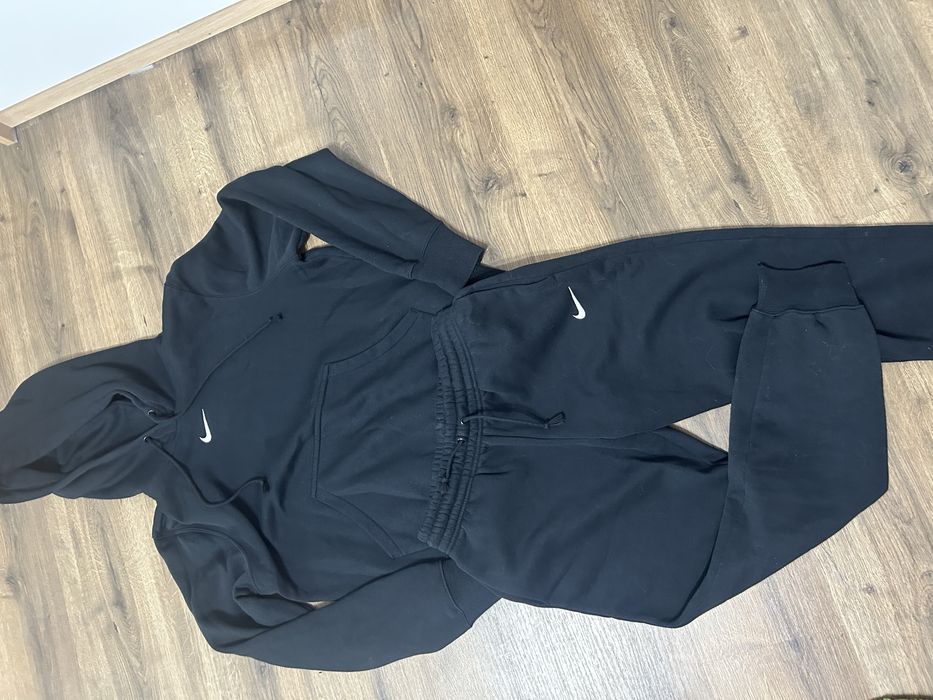 Спортен екип (Анцунг) Nike