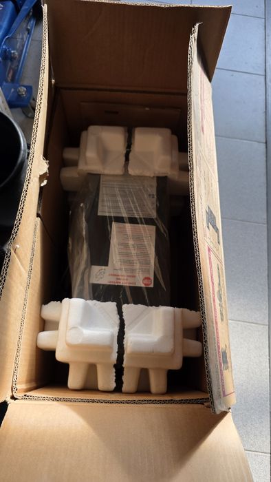 APC SUA1500I Smart-UPS 1500VA USB & Serial 230V