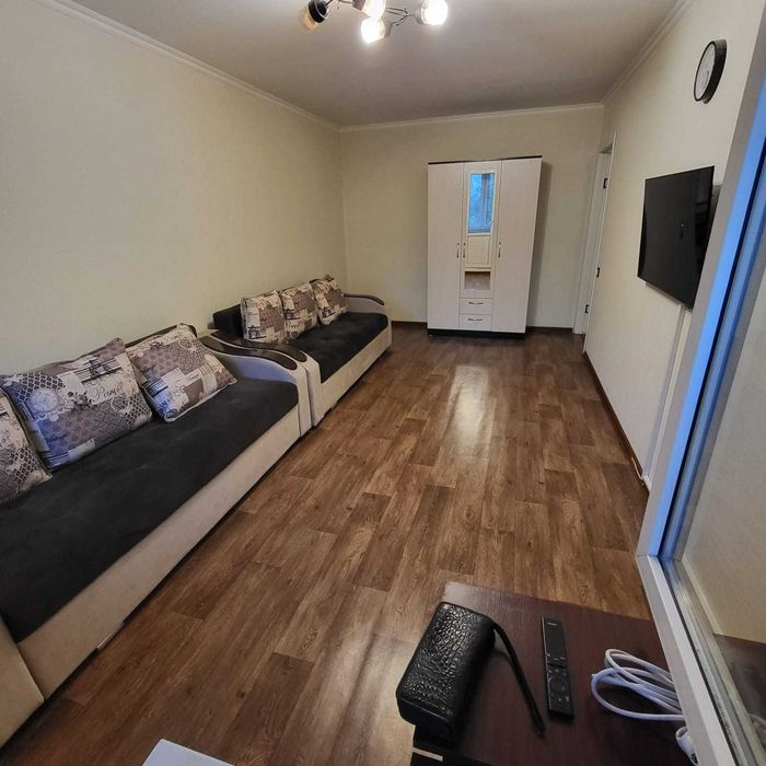 Диван в хорошем состоянии