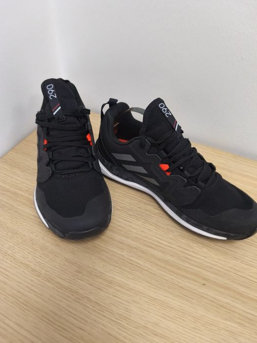 Adidas Terrex 38 (23,5cm). NOU nefolosit
