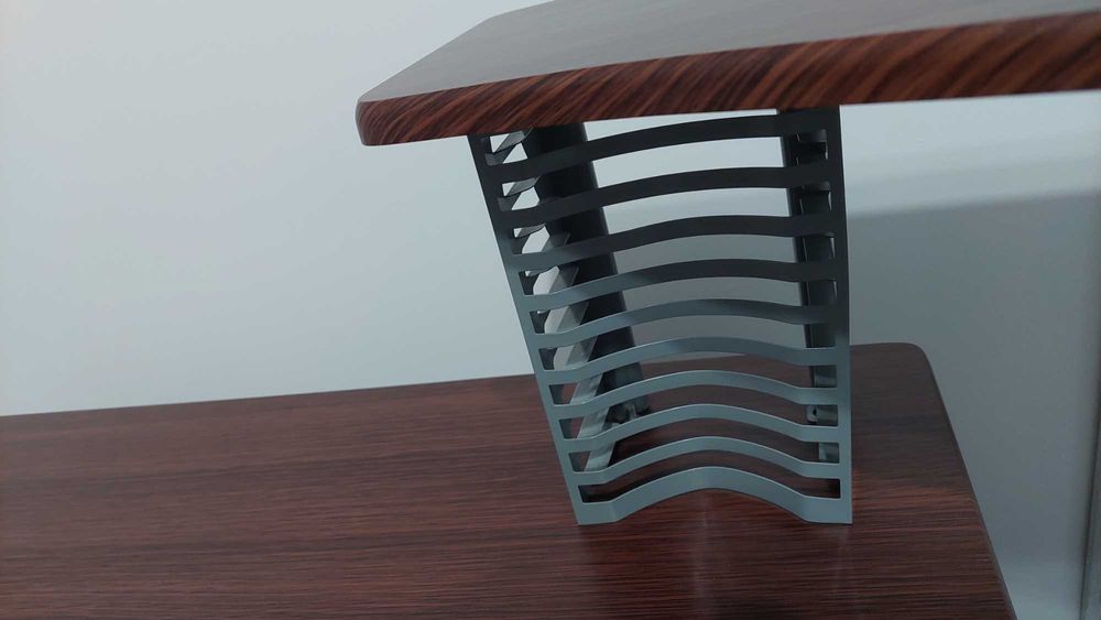 Стол для компьютера продаю