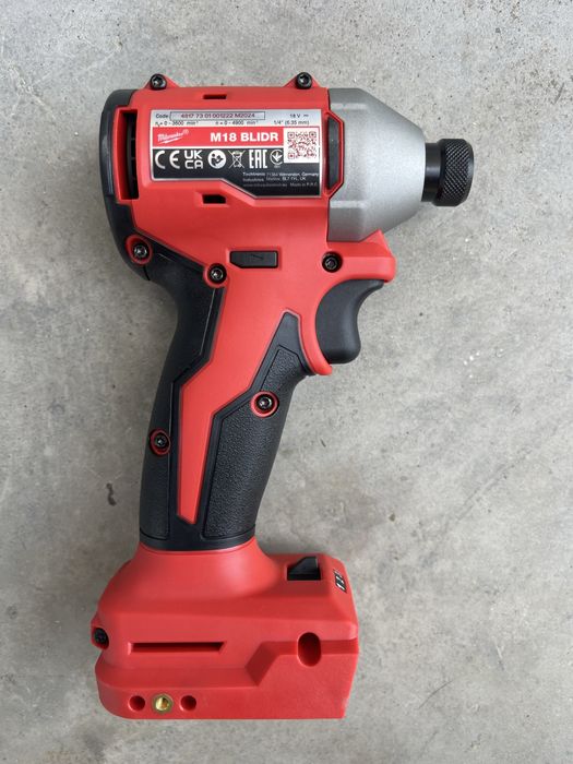 Milwaukee masina strans cu impact biti M18 BLIDR (corp) 18 volto