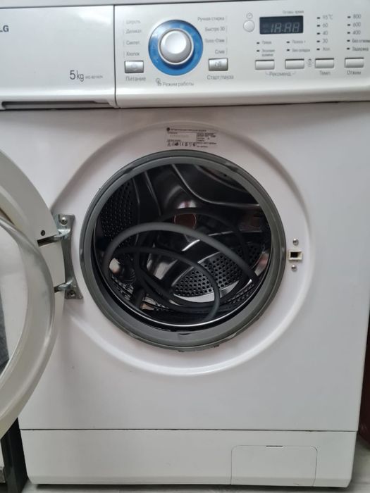 Продам стиральную машину