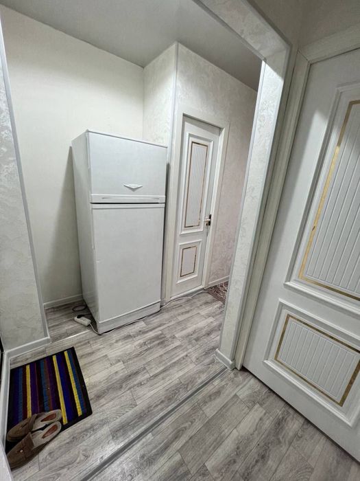 Продаётся 1 ком на ОКТЯБРЕ