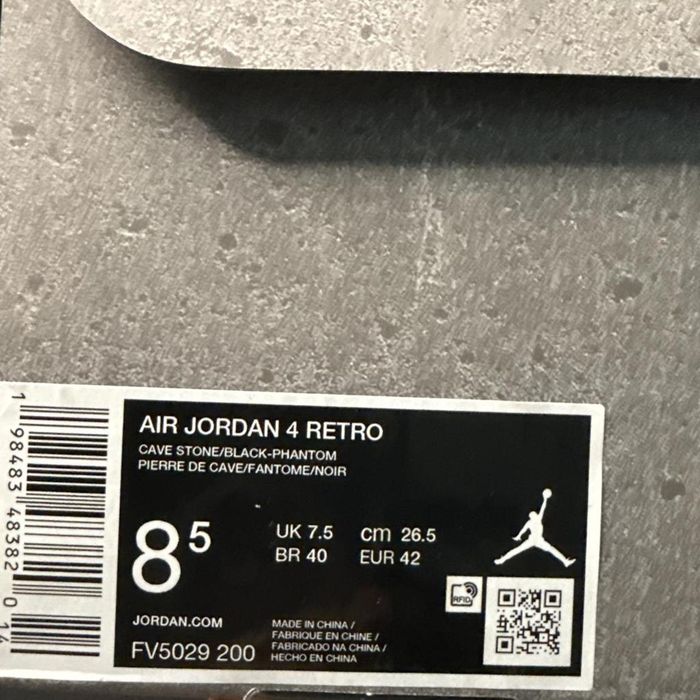Air Jordan 4 Retro "Cave Stone"