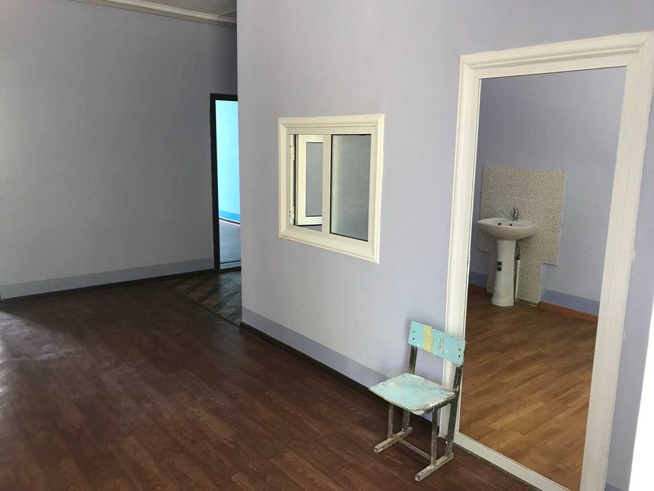 tadbirkorlik uchun binolari bn 4,5 gektar maydonga ega ko'chmas mulk