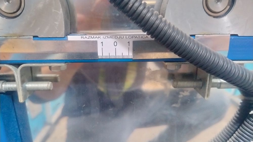 Vând descapacitor   rame  aproape nou, automat  220v