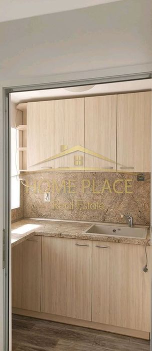 Дава се под наем Етаж от къща в Варна, Цветен квартал - 65 кв.м за 433.5 € - Снимка #2